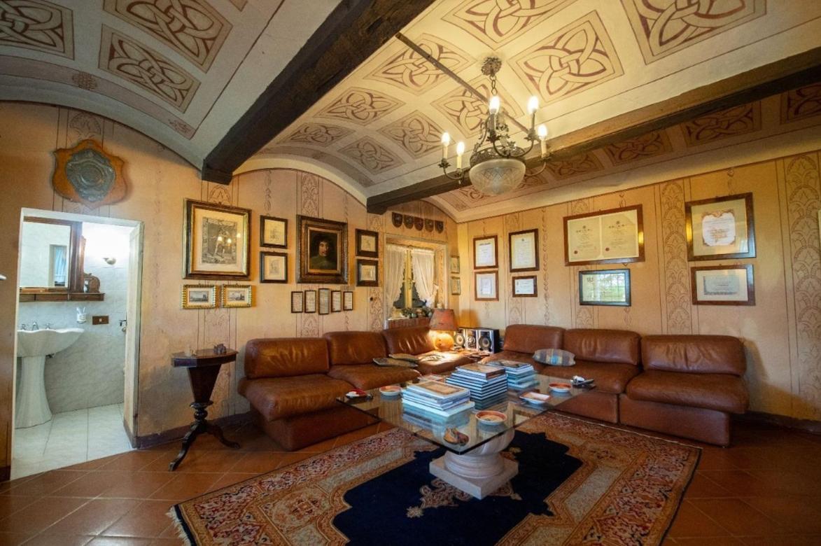 Villa Ottocentesca Immersa Nel Verde Montecavolo Экстерьер фото