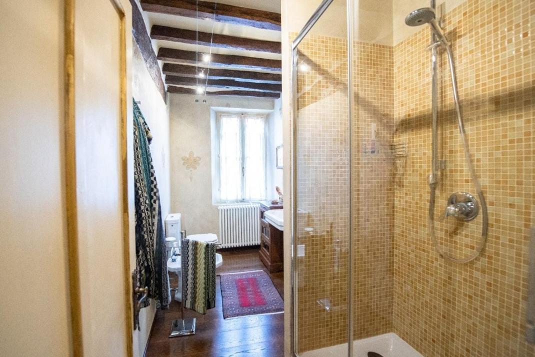 Villa Ottocentesca Immersa Nel Verde Montecavolo Экстерьер фото