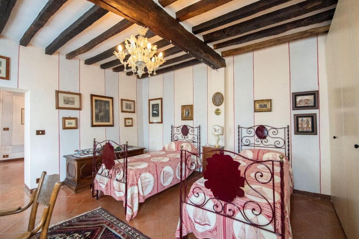 Villa Ottocentesca Immersa Nel Verde Montecavolo Экстерьер фото